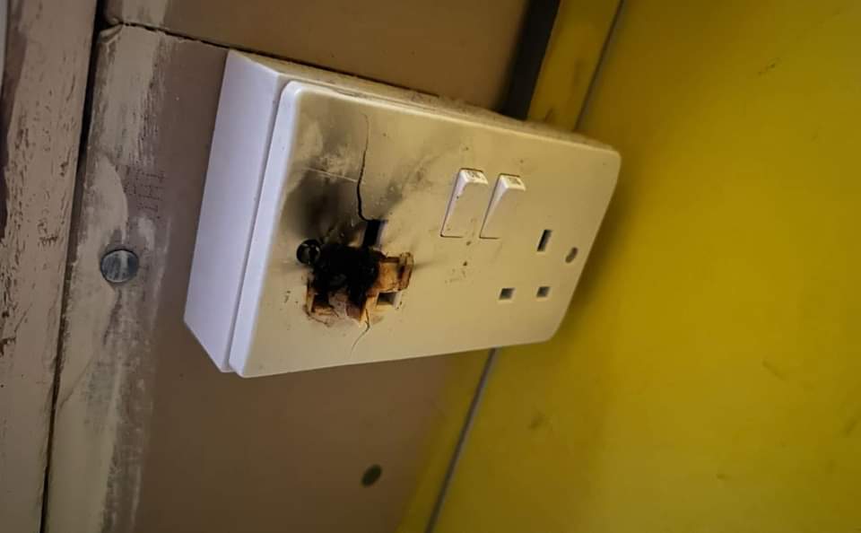 Socket, Light Switch and Lights Replacement – Fast Electrician Service Kettering - L.A Electrical